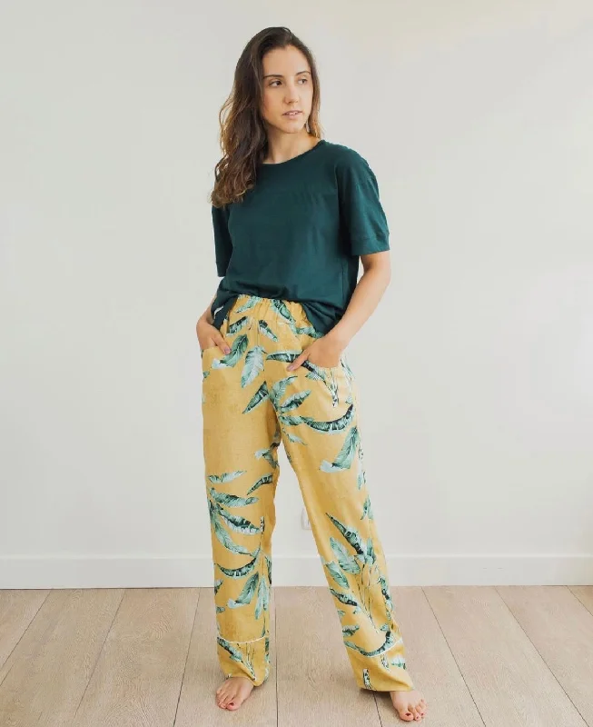 women's pajamas with a touch of luxuryDalia Green T-Shirt