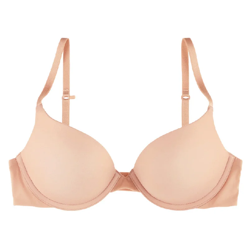 lace-trimmed convertible bra for special eventsLa Suprema Super Push-Up