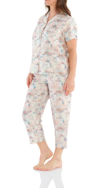 women's pajamas for a night of restMagnolia Lounge Tokyo Summer Pastel ⅞ Pyjama Set