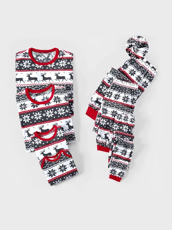 women's pajamas with pockets on the chestChristmas Family Matching Nordic Reindeer Pajama Set