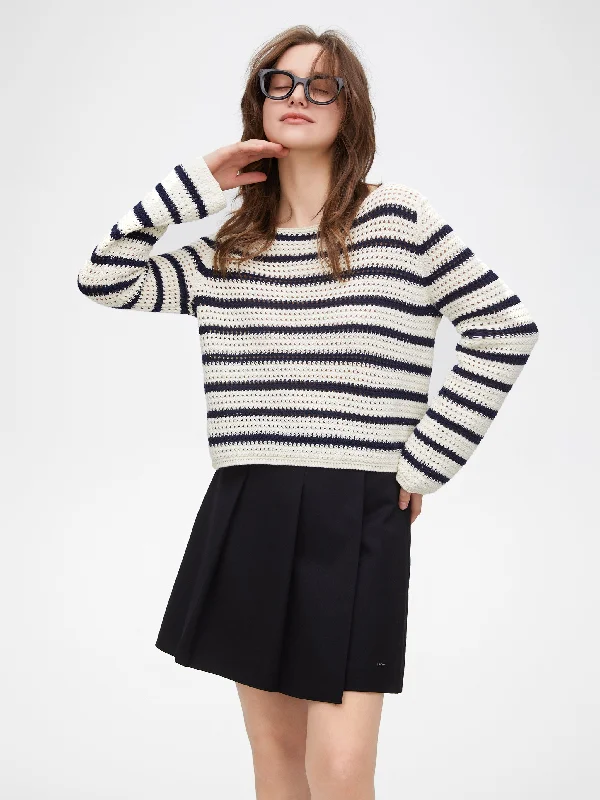 Women's Rounded Collar SweatersClassic Stripe Pullover