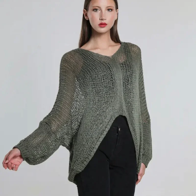 Women's Rounded Collar SweatersCC ADENA BUTTERFLY SWEATER