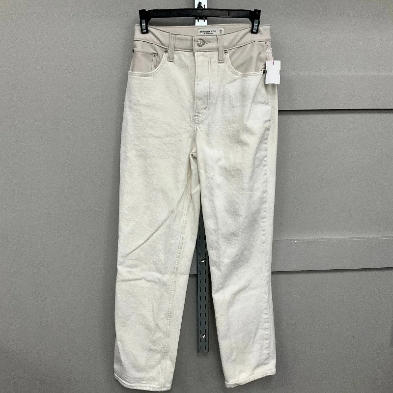 Women's Jodhpurs with Low CollarJeans Straight By Abercrombie And Fitch In Cream Denim, Size: 2