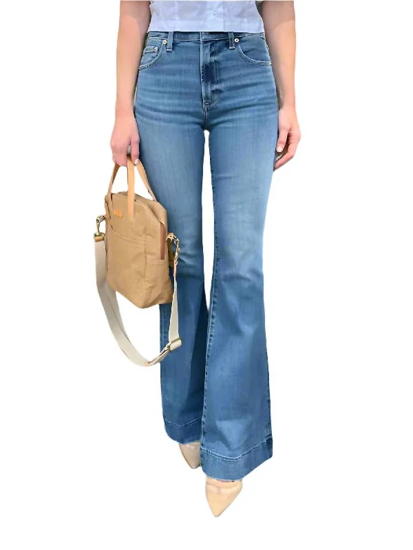 Women's Jodhpurs with Flared LegKinsley Mid Rise Jeans In Avenue Wash