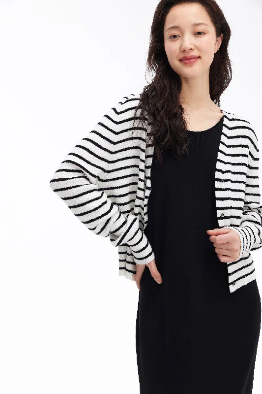 Women's Keyhole Collar SweatersClassic Simple Striped Cardigan