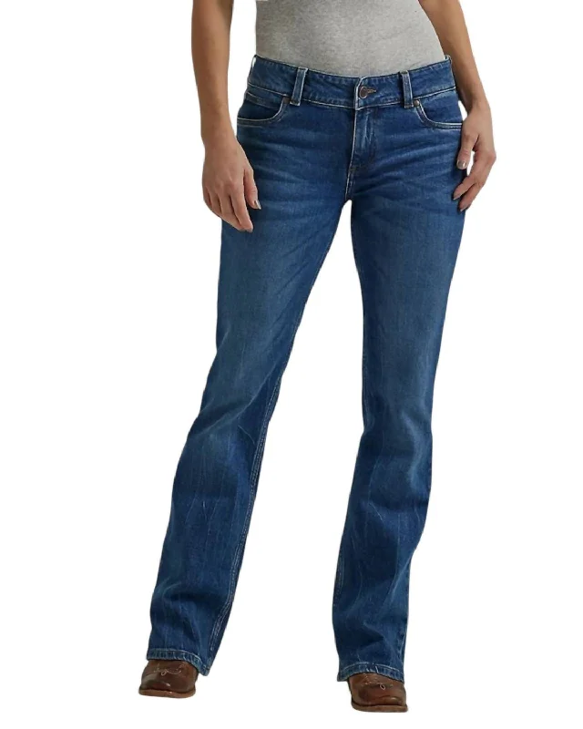 Women's Jodhpurs with Mid WaistRetro Mae Mid Rise Boot Cut Jean In Isabel Wash