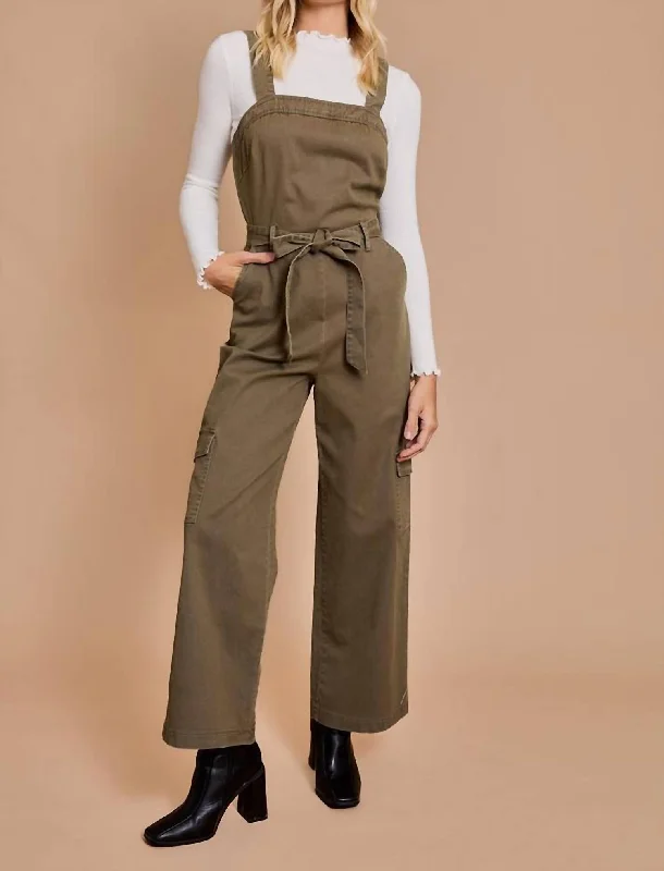 Women's LeggingsShoulder Strap Cargo Jumpsuit In Olive