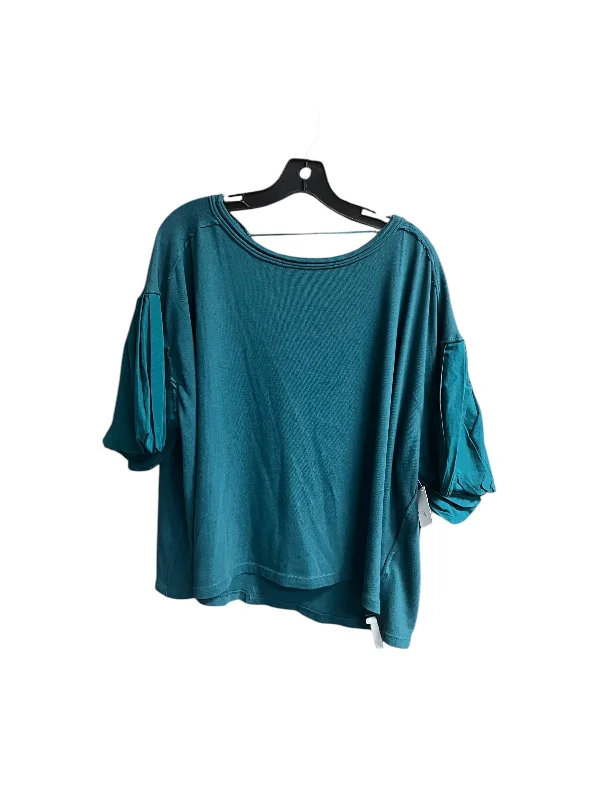 Women's Blouse with Rounded HemTop 3/4 Sleeve By We The Free In Green, Size: M