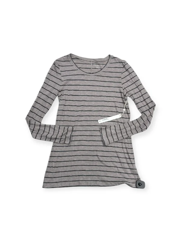 Women's Blouse with ZipperTop Long Sleeve By Caslon In Striped Pattern, Size: M